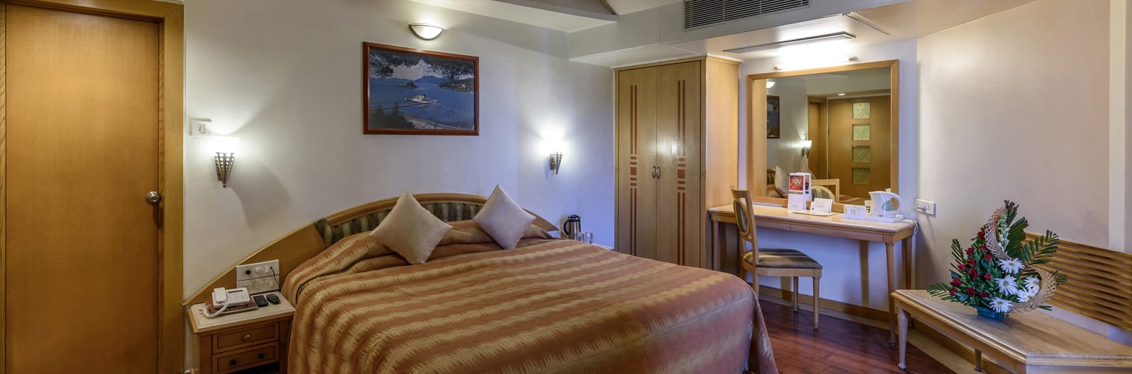 Hotel President Ahmedabad